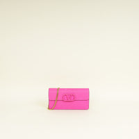 Valentino Fuchsia Vlogo Wallet On Chain