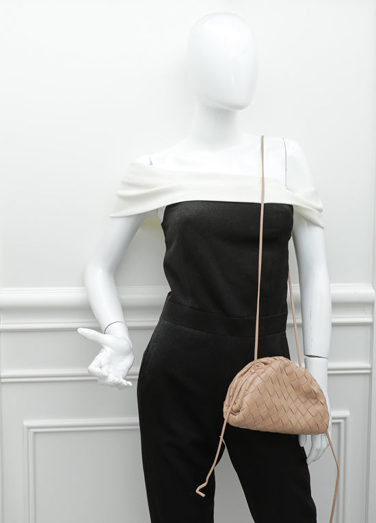 Bottega veneta almond bag Clearance