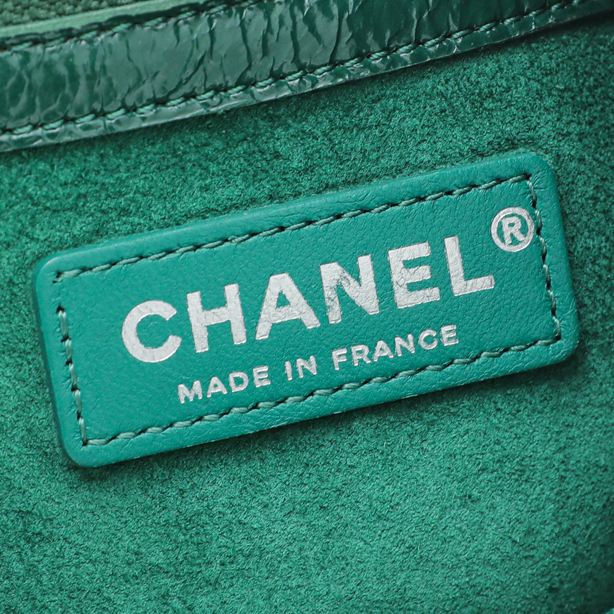 Chanel Crumpled White Patent Droplet Hobo Shoulder Bag