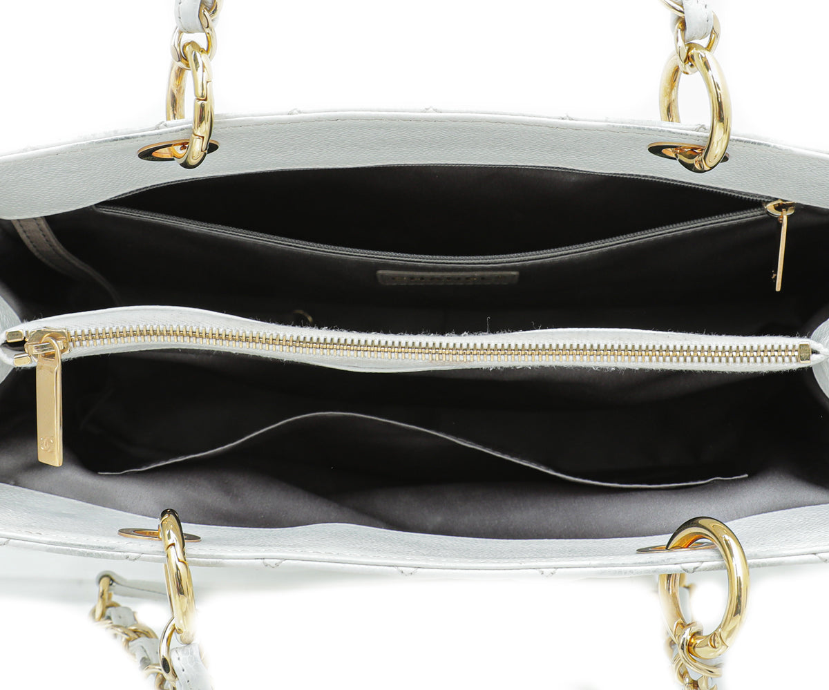 Chanel White CC Caviar GST Medium Bag