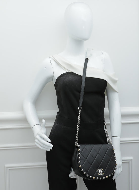 Chanel Black x White Bicolor CC Logo Flap Chain Bag Crossbody