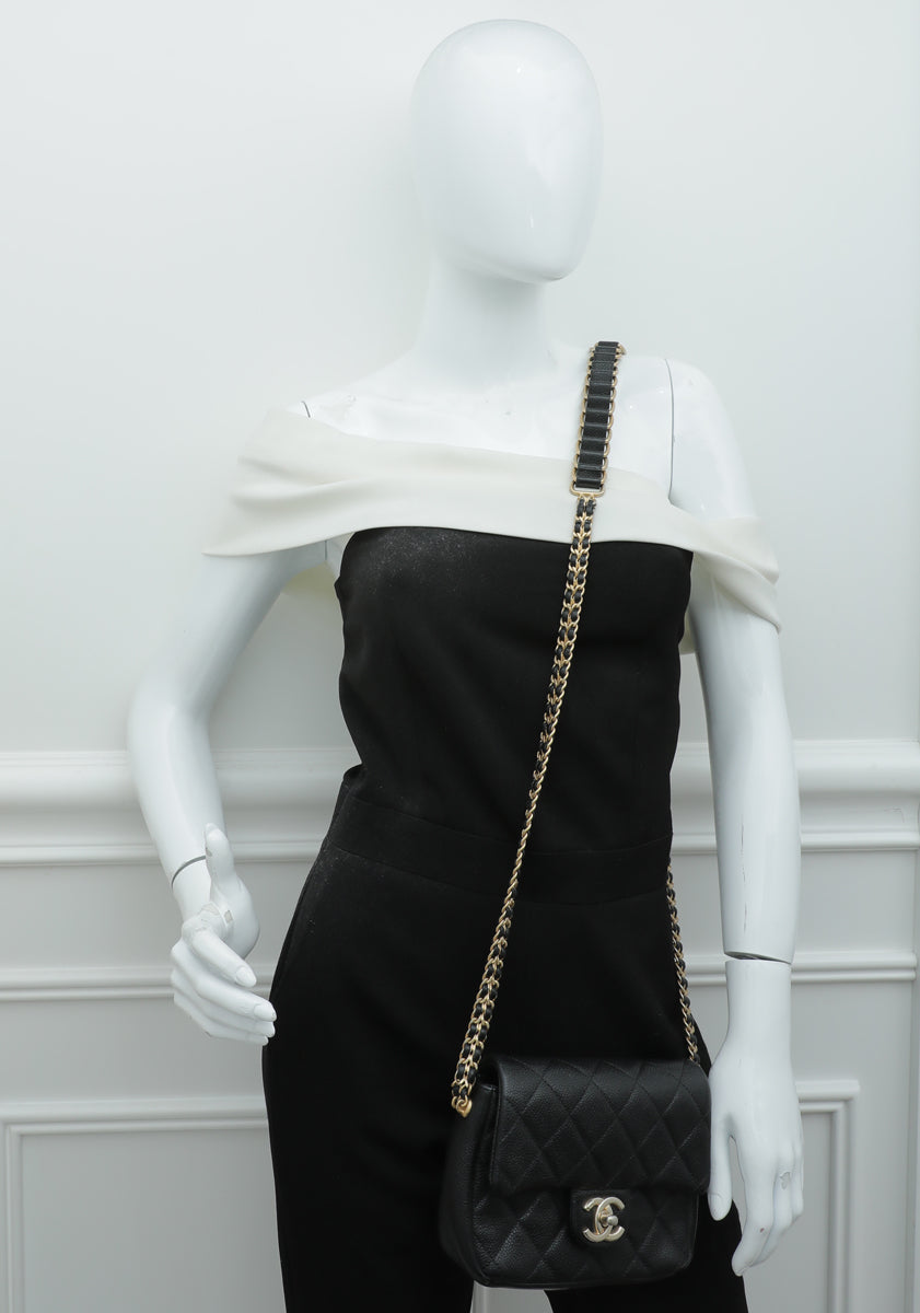 Chanel 23K pearl crush mini square flap bag lambskin black GHW (microc