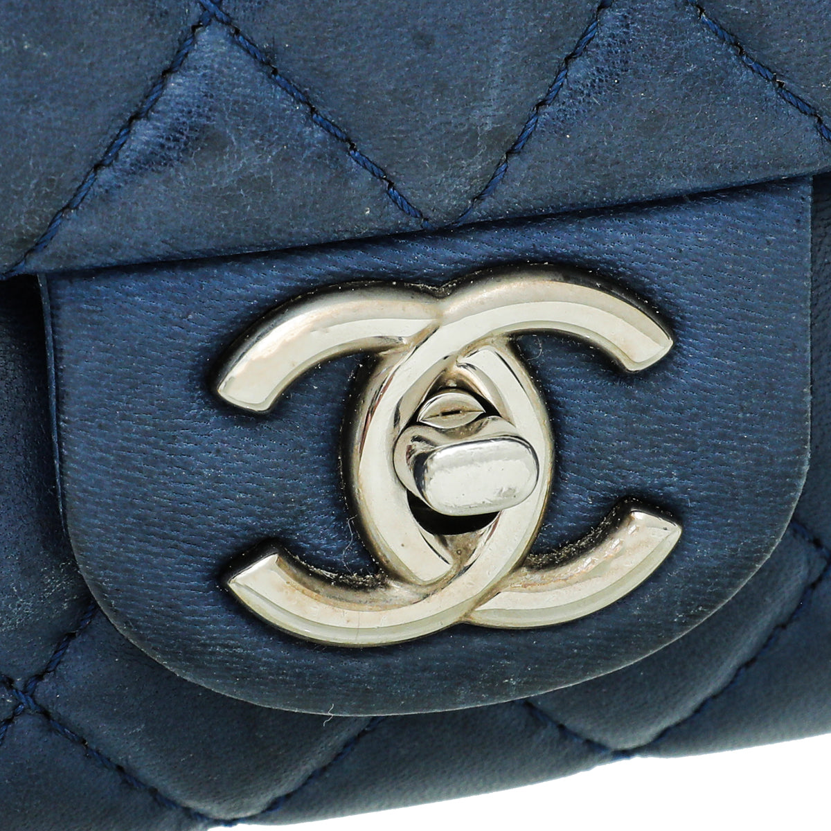 NEW CHANEL 23C Wallet on Chain PEARL BLUE Patent Leather WOC Flap Bag Gold