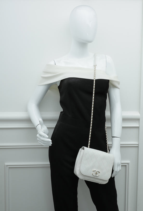 Chanel White CC Case Flap Bag – The Closet