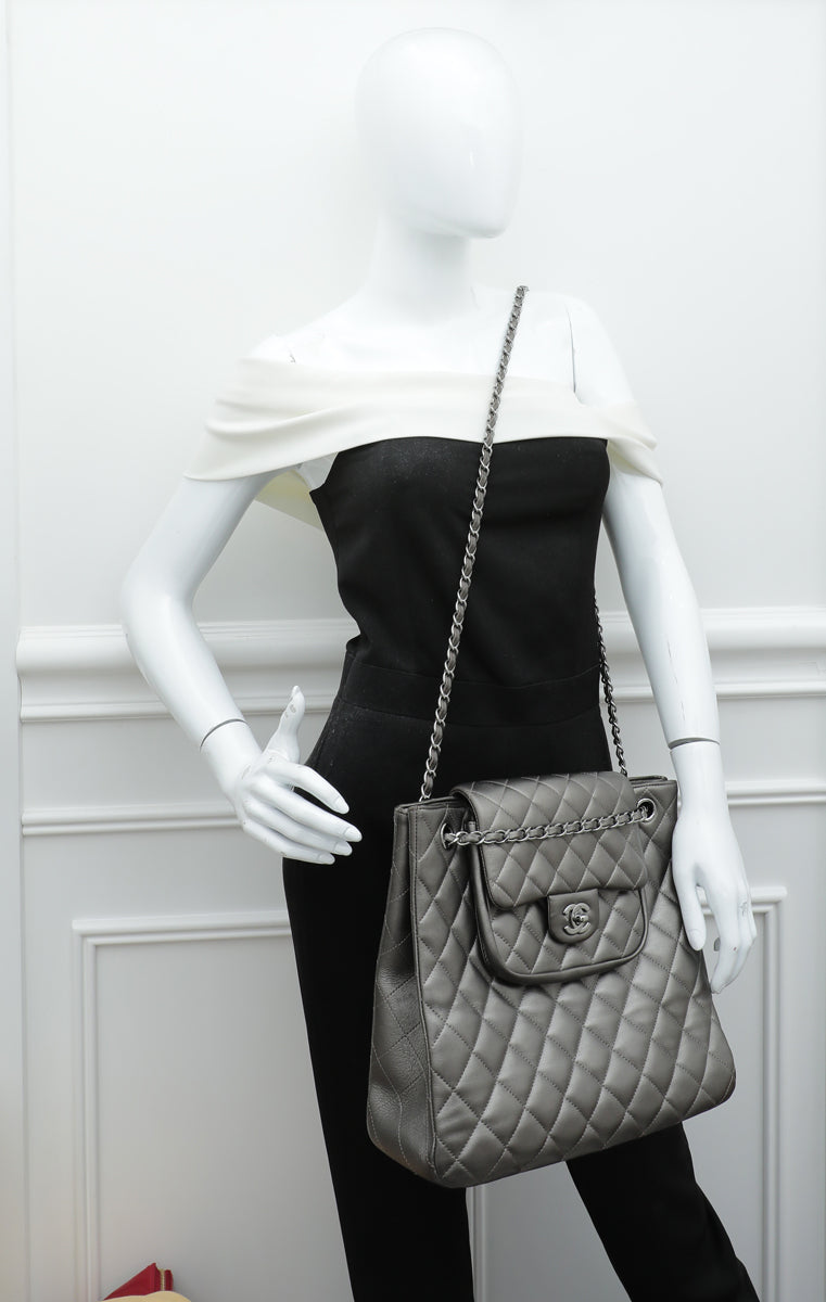 Chanel Metallic Grey CC Front Pocket Tote Medium Bag – The Closet