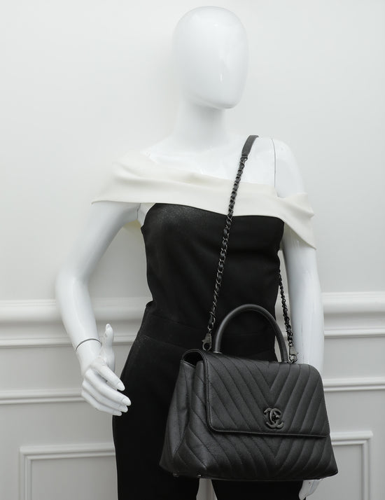 Chanel So Black Chevron Coco Handle Bag – The Closet