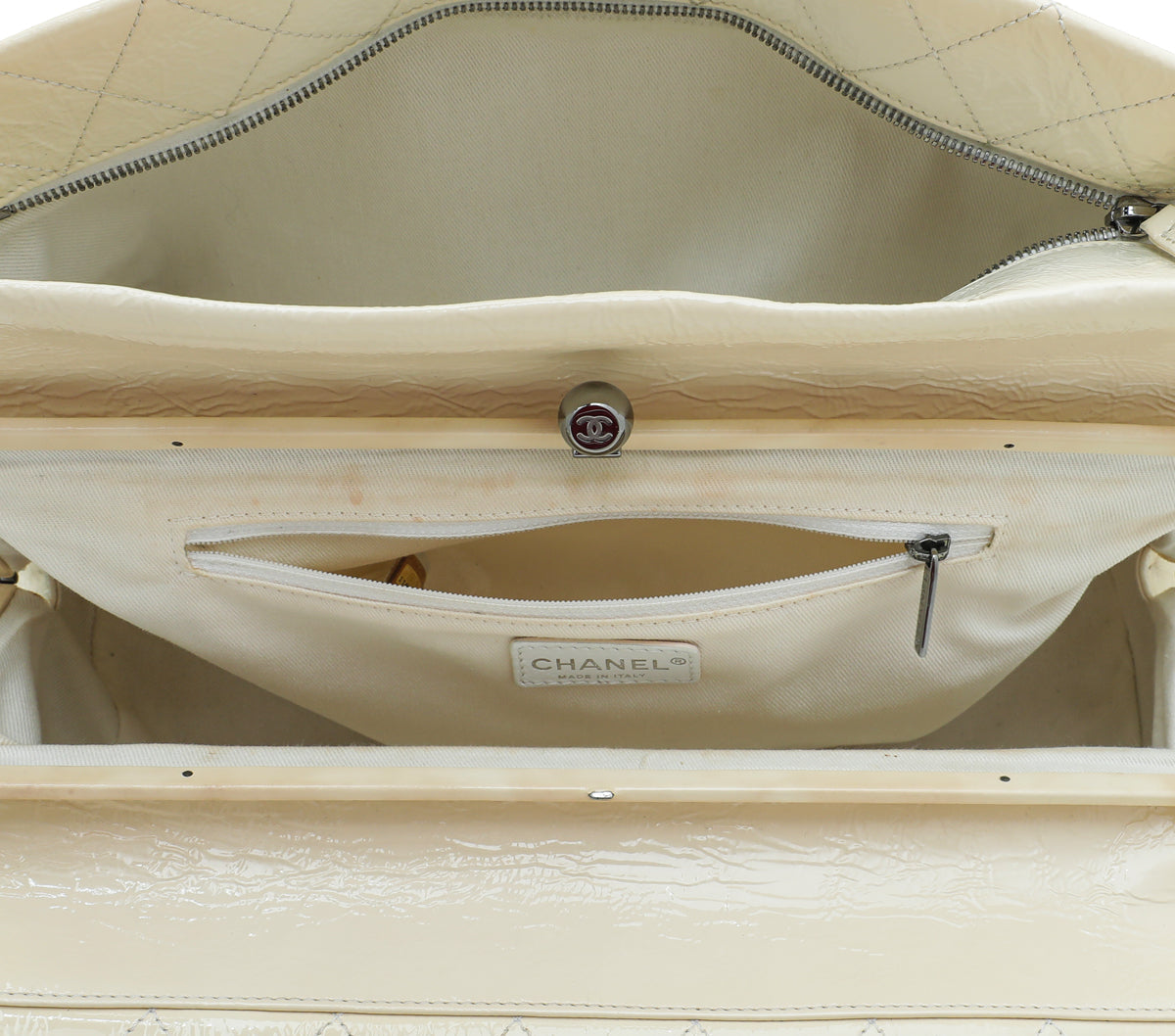 Chanel Cream Quilted Ritz Flap Bag – THE CLOSET