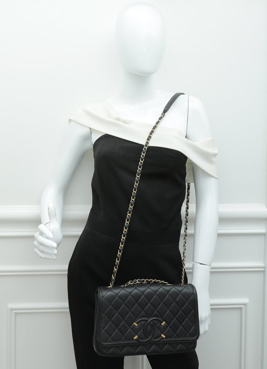 Chanel Black CC Filigree Medium Flap Bag – The Closet
