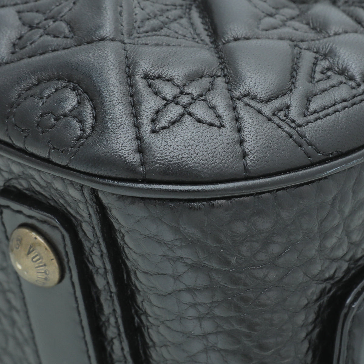 Louis Vuitton Black Mizi Vienna Bag – The Closet