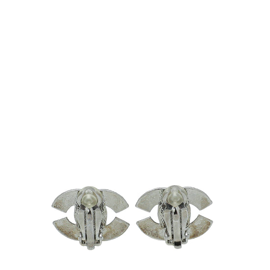 Load image into Gallery viewer, Chanel White CC Crystal Clip On Earrings
