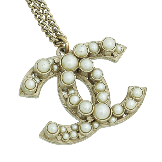 Chanel Gold Tone CC Pearl Pendant Necklace – The Closet