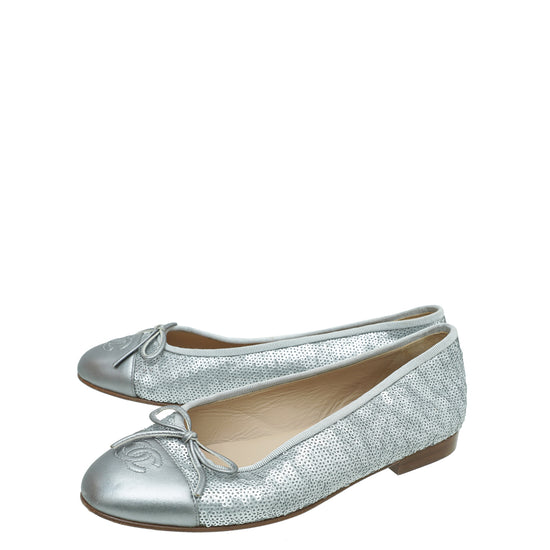 Chanel Metallic Silver CC Cap Toe Sequins Flat Ballet 38 – The Closet