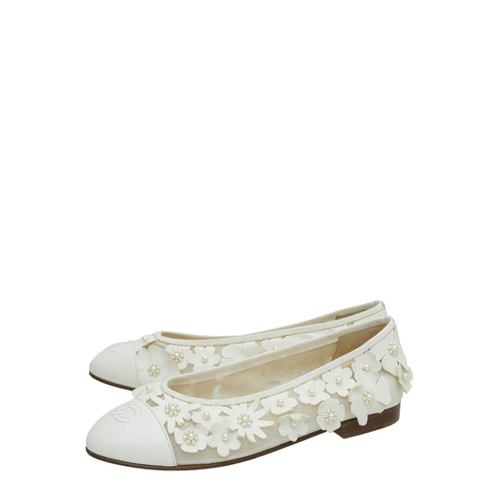 Chanel White CC Cap Toe Flower Pearl Embroidered Flat Ballet 38
