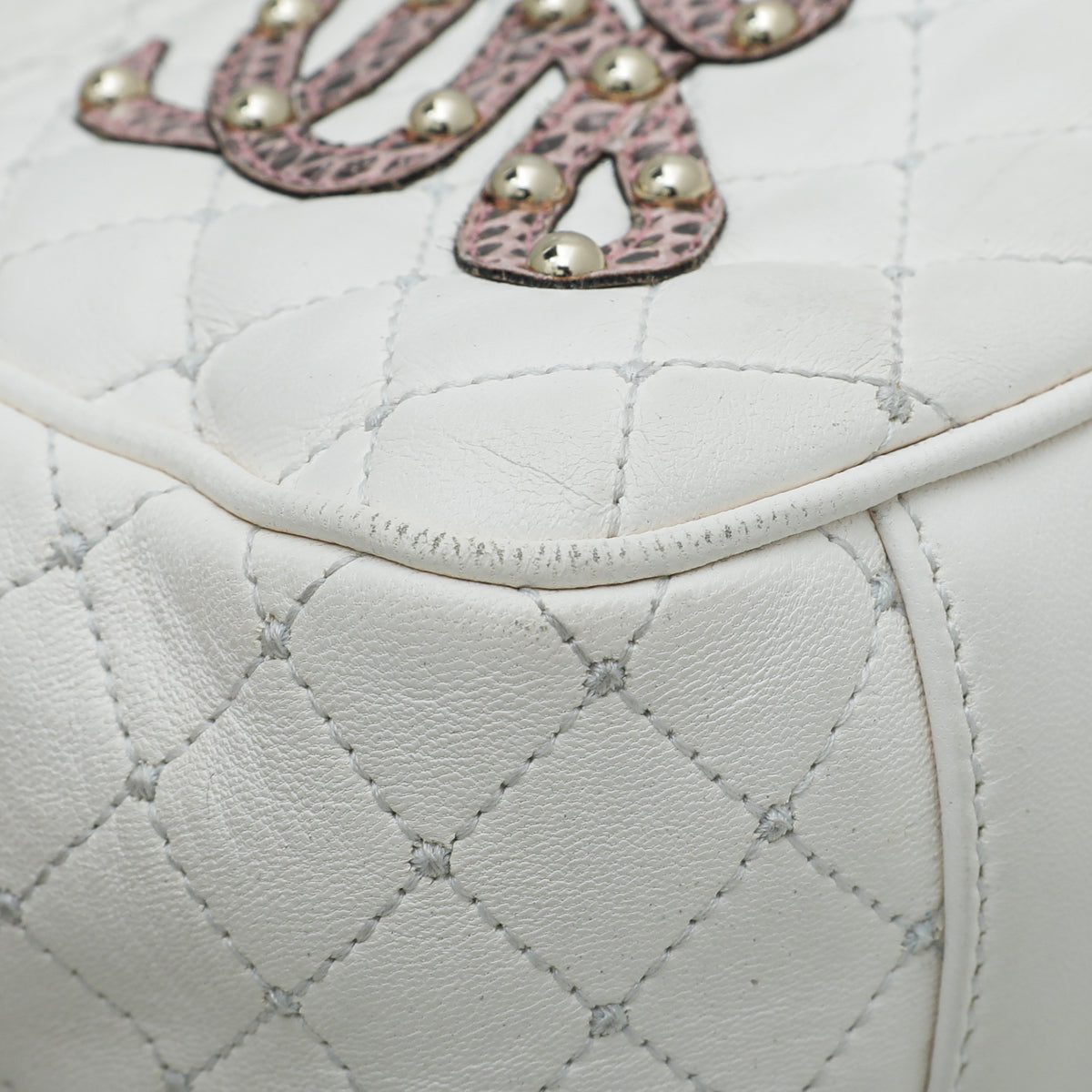 Dolce & Gabbana White Lucia Quilted Studs Embellished Medium Dolce & Gabbana White Lucia Quilted Studs Embellished Medium