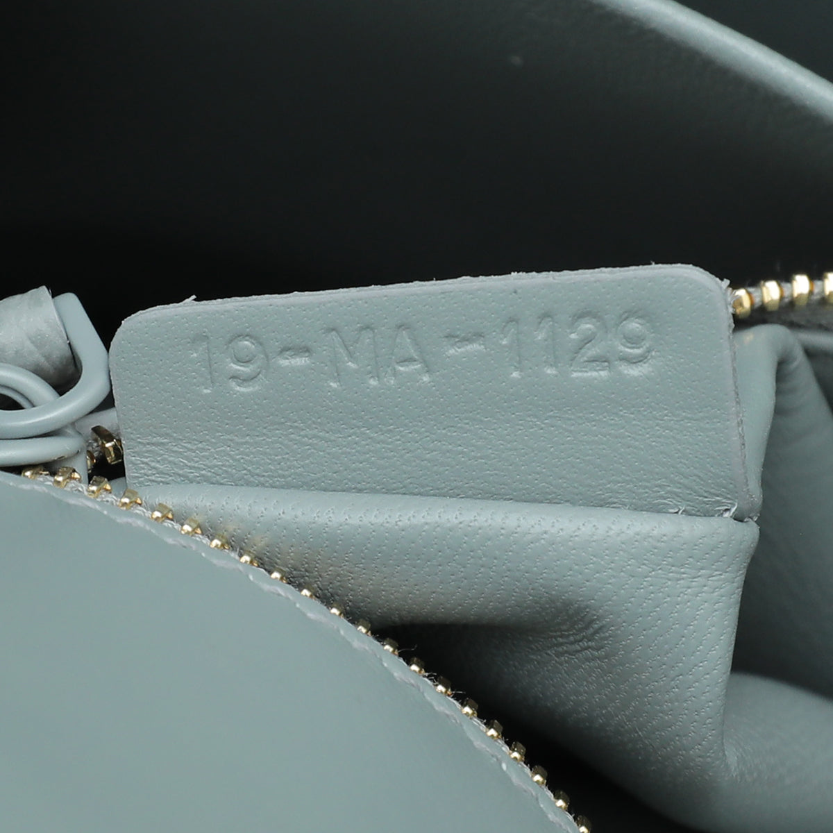 Christian Dior Grey 30 Montaigne Ultra Matte Strap Medium Bag