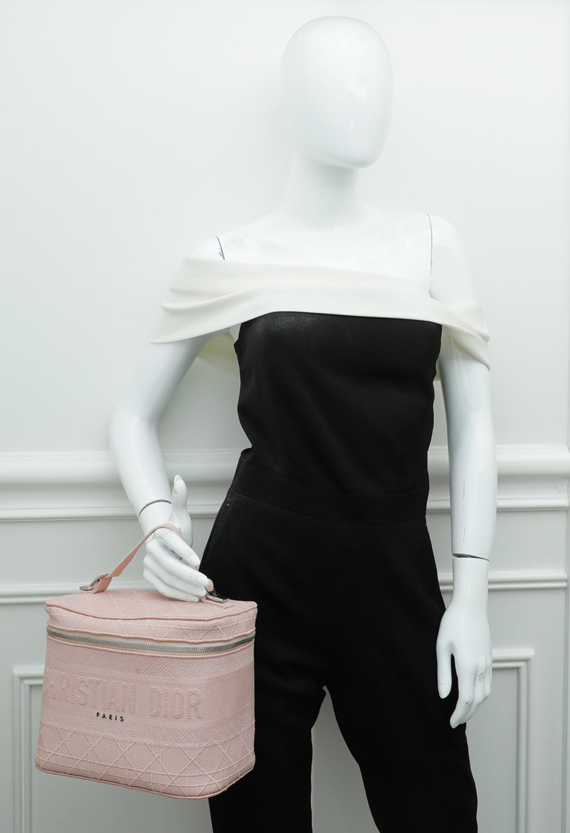Christian Dior Pink Travel D-Lite Vanity Case – THE CLOSET
