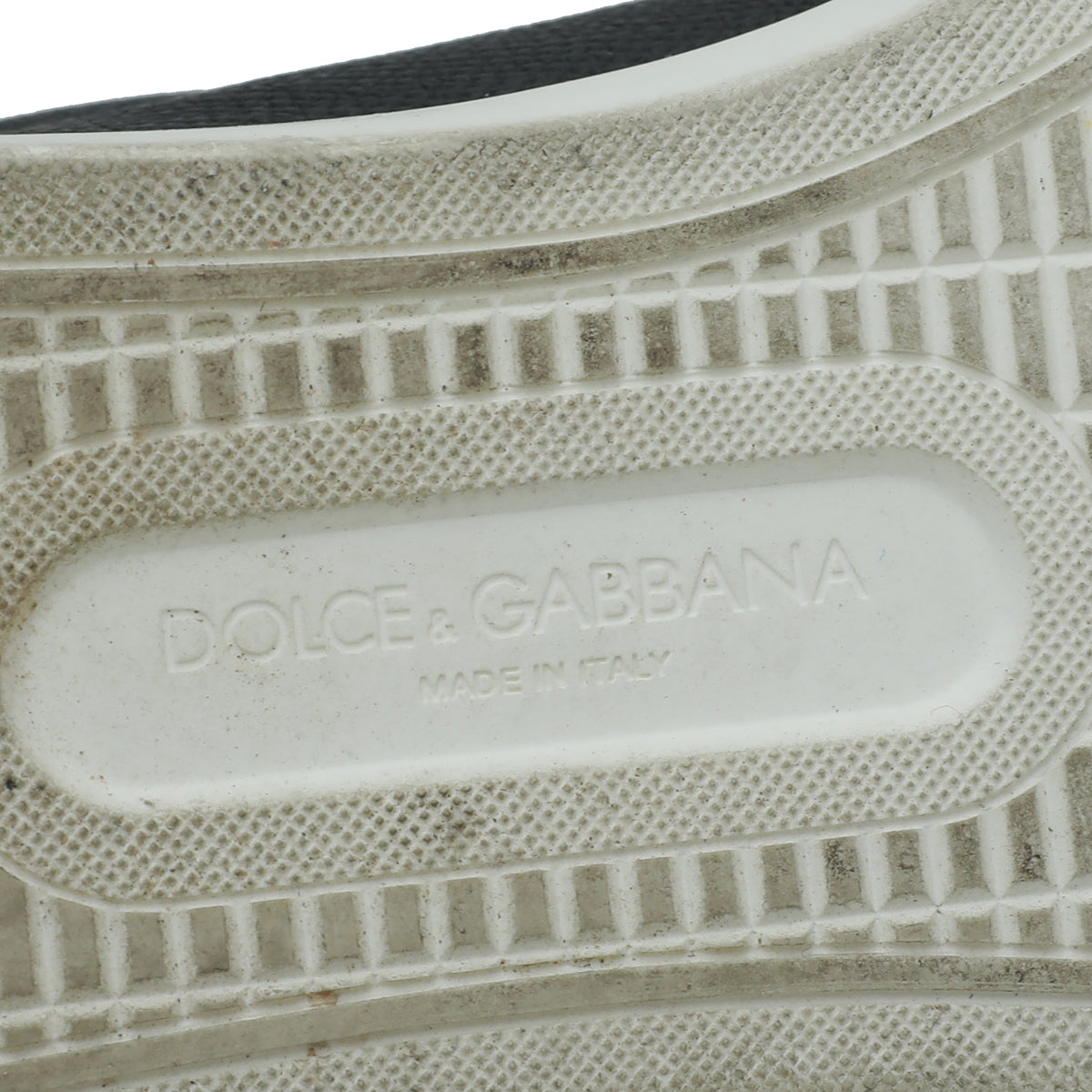 Dolce & Gabbana Bicolor Heart Lace Up Low Top Sneakers 38