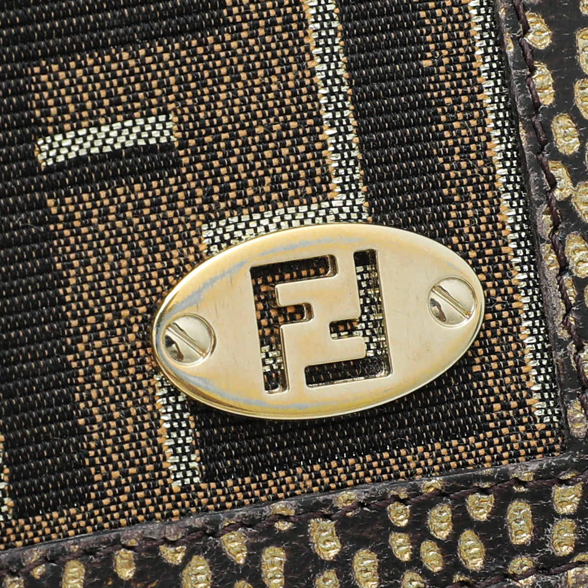 Fendi wallet outlet canada