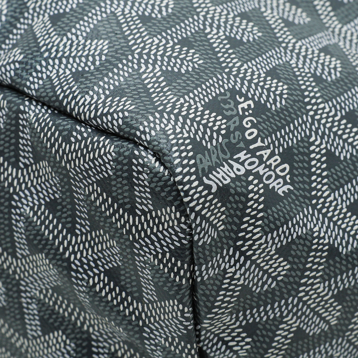 Goyard Goyardine Grey St. Louis PM Tote Bag Palladium Hardware – Madison  Avenue Couture