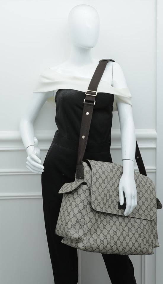 Gucci Ebony GG Supreme Baby Changing Bag – The Closet