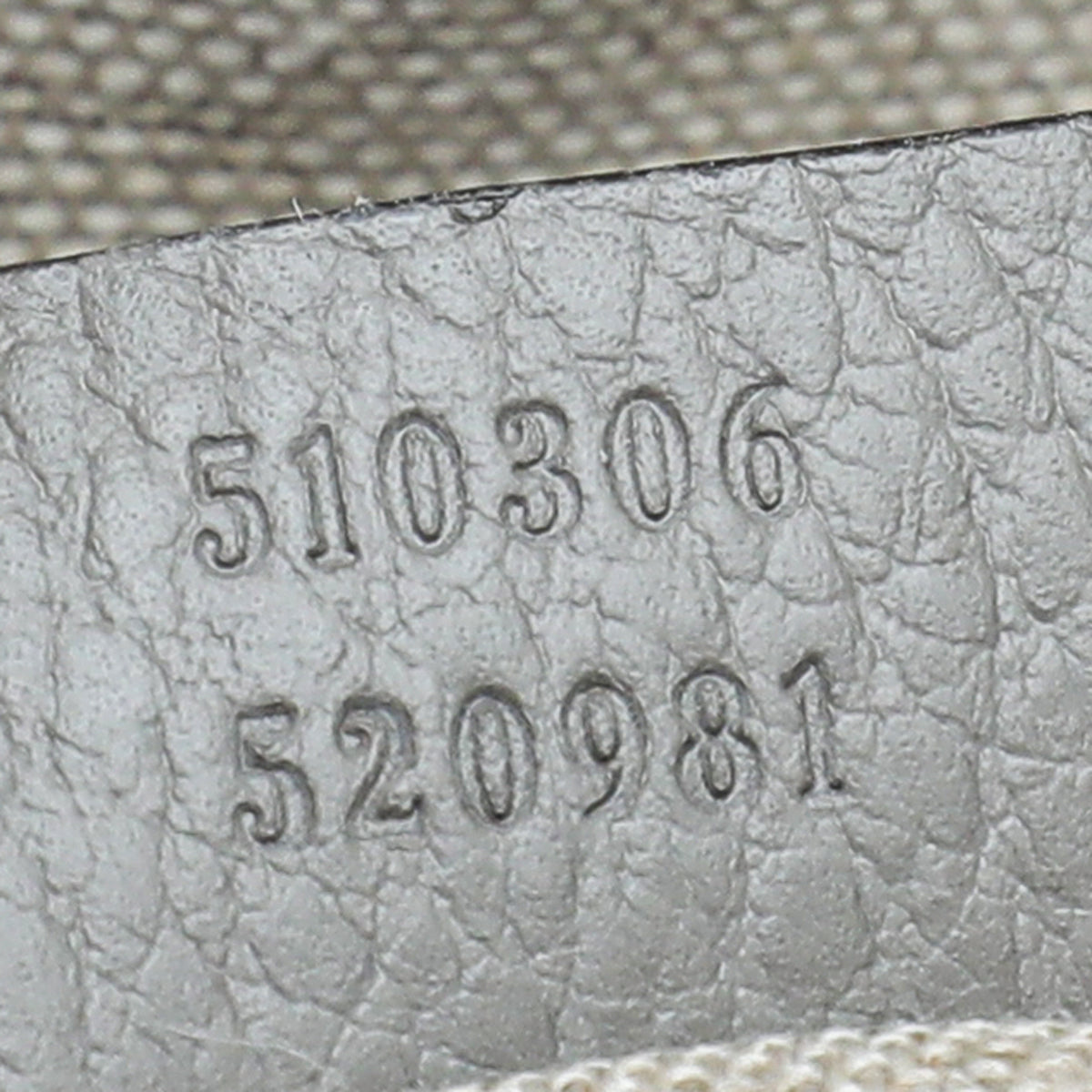 Interlocking Handle Gucci Grey G Interlocking Top Handle Medium Bag – THE CLOSET