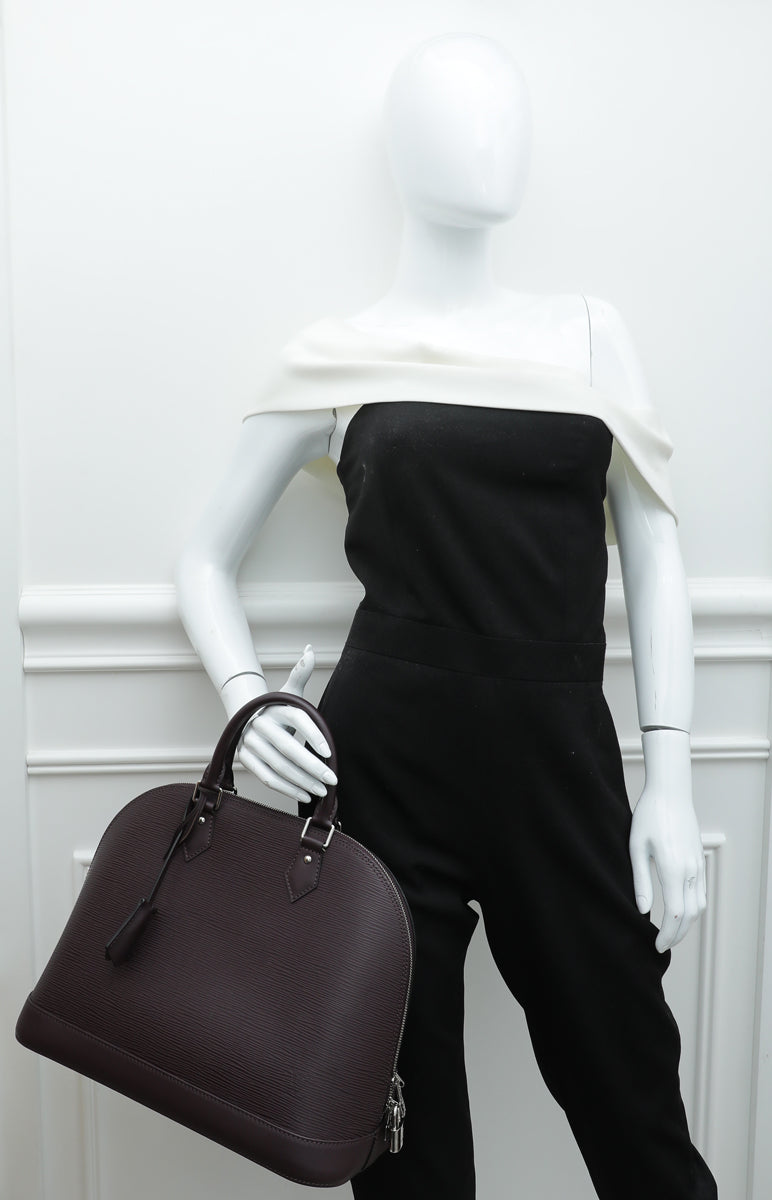 Louis Vuitton Quetsche Epi Alma PM Bag