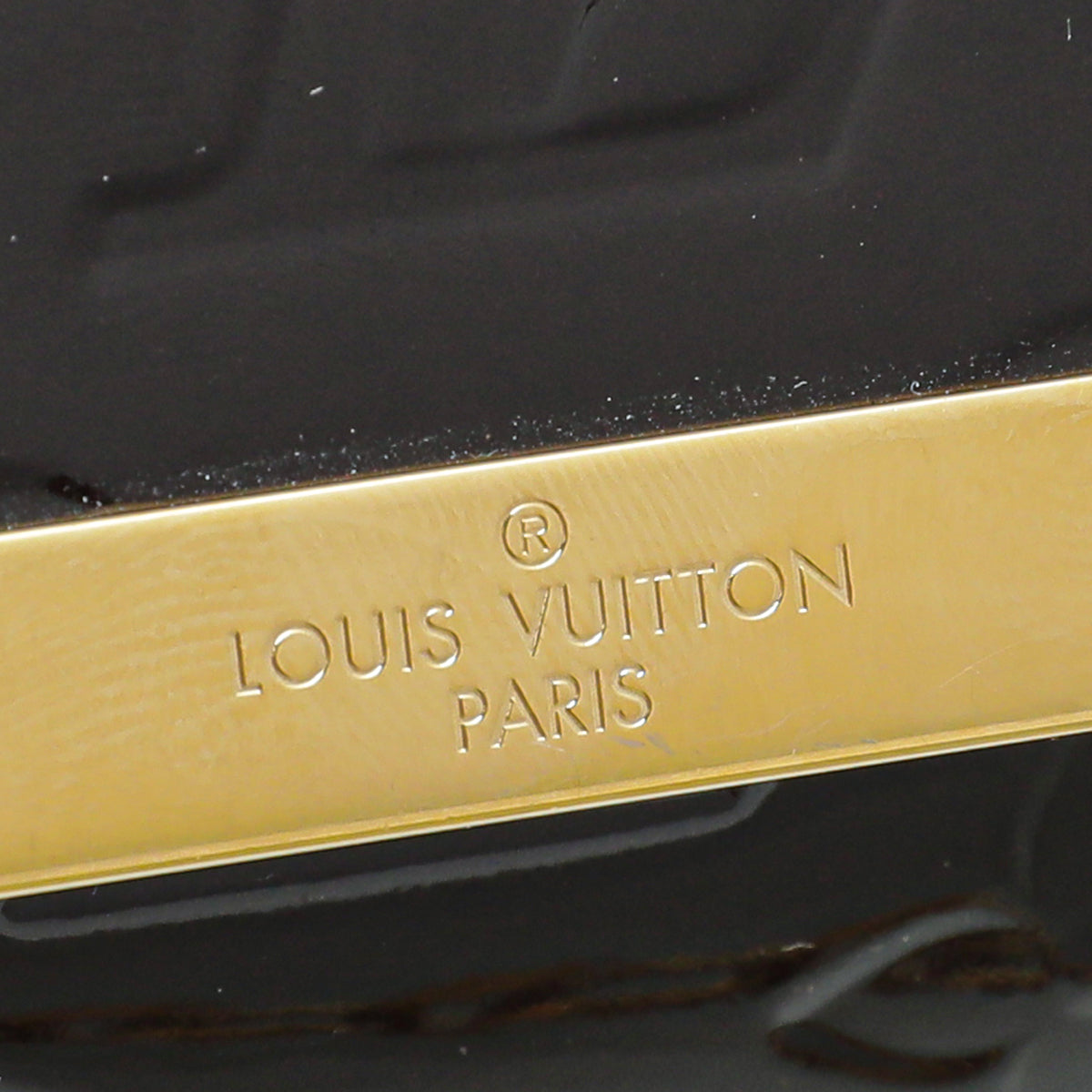 Louis Vuitton Monogram Vernis Ana Chain Pochette