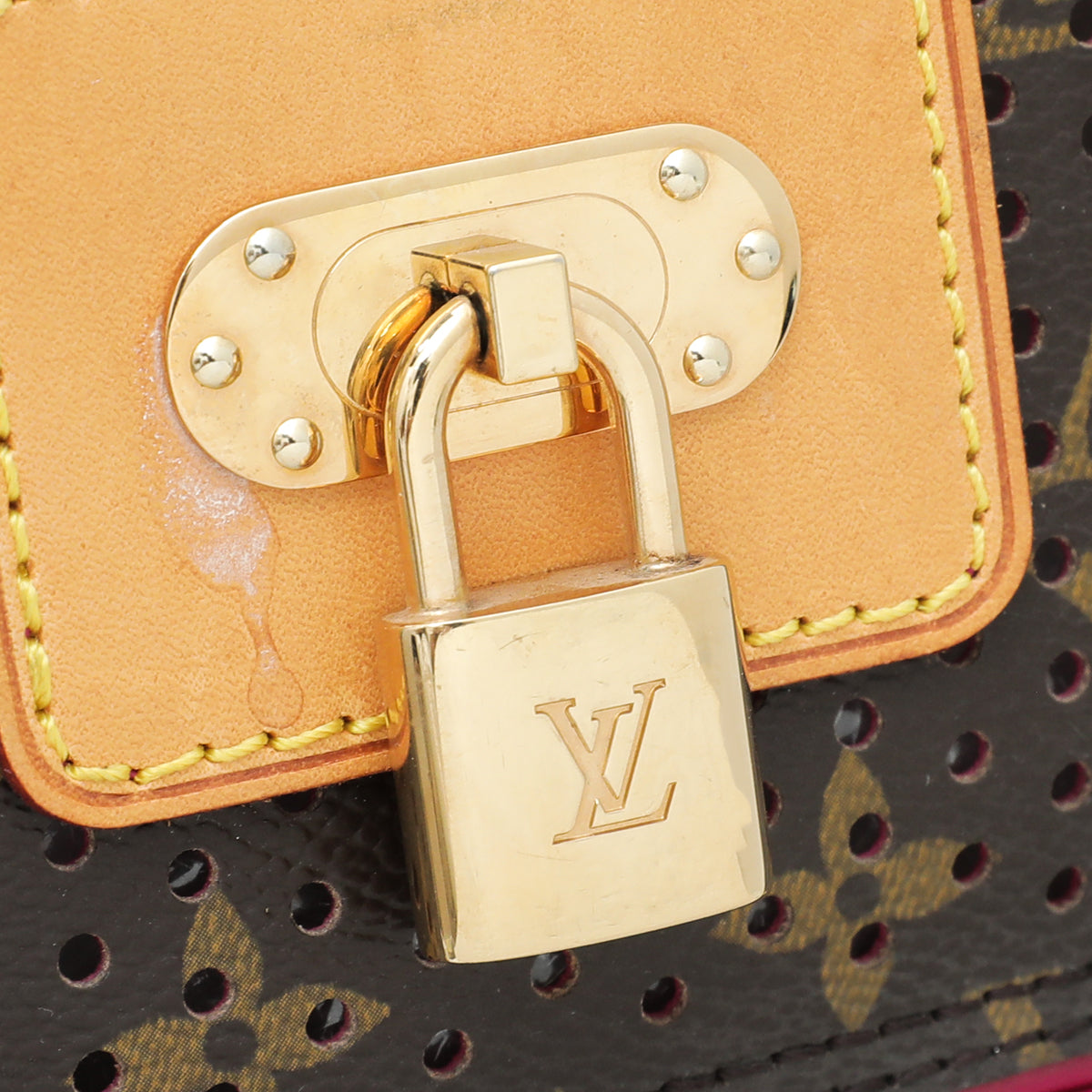 Louis Vuitton Perforated Monogram Fuchsia Speedy 30 Brown Leather  ref.294157 - Joli Closet