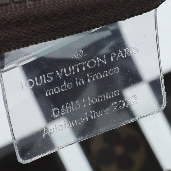 LOUIS VUITTON Keepall Clutch Blown Up 25 Metal Silver Metal
