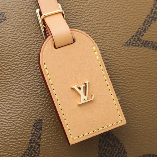 Louis Vuitton Giant Reverse Monogram Canvas Boite Chapeau Souple MM  Shoulder Bag (SHF-JuvghO)