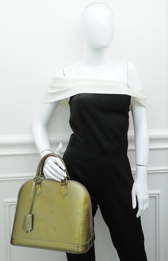 Louis Vuitton Gris Art Deco Monogram Vernis Alma PM Bag – THE CLOSET