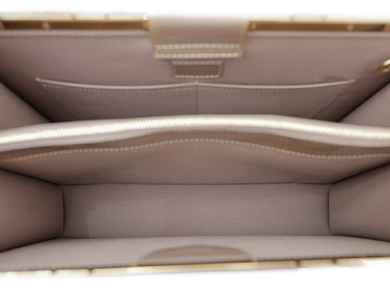 Louis Vuitton Beige Poudre Monogram Vernis Deesse GM Bag - Yoogi's Closet