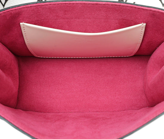 Louis Vuitton Wynwood Monogram Vernis Leather Crossbody Bag Red