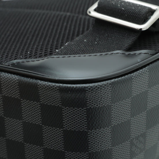 Louis Vuitton DAMIER GRAPHITE Other Plaid Patterns 2WAY Leather Messenger &  Shoulder Bags