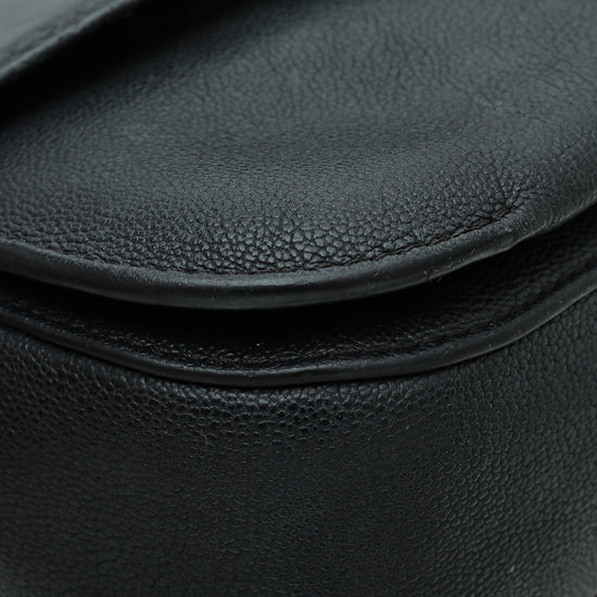 Louis Vuitton Black Monogram Very Messenger Bag – The Closet
