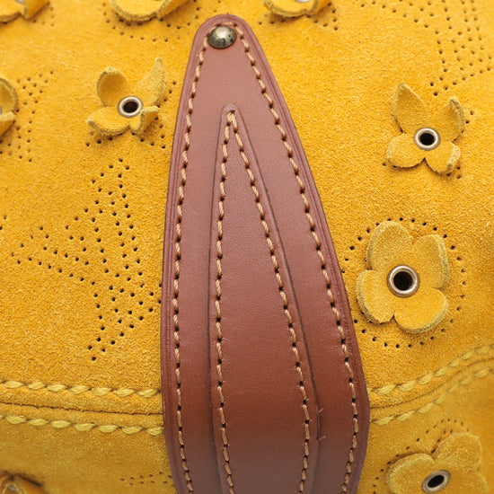 Louis Vuitton Maize Yellow Suede Mahina Fleurs Onatah GM Bag