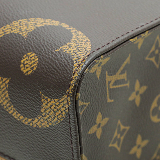 Louis Vuitton Monogram Reverse Giant Onthego MM Bag