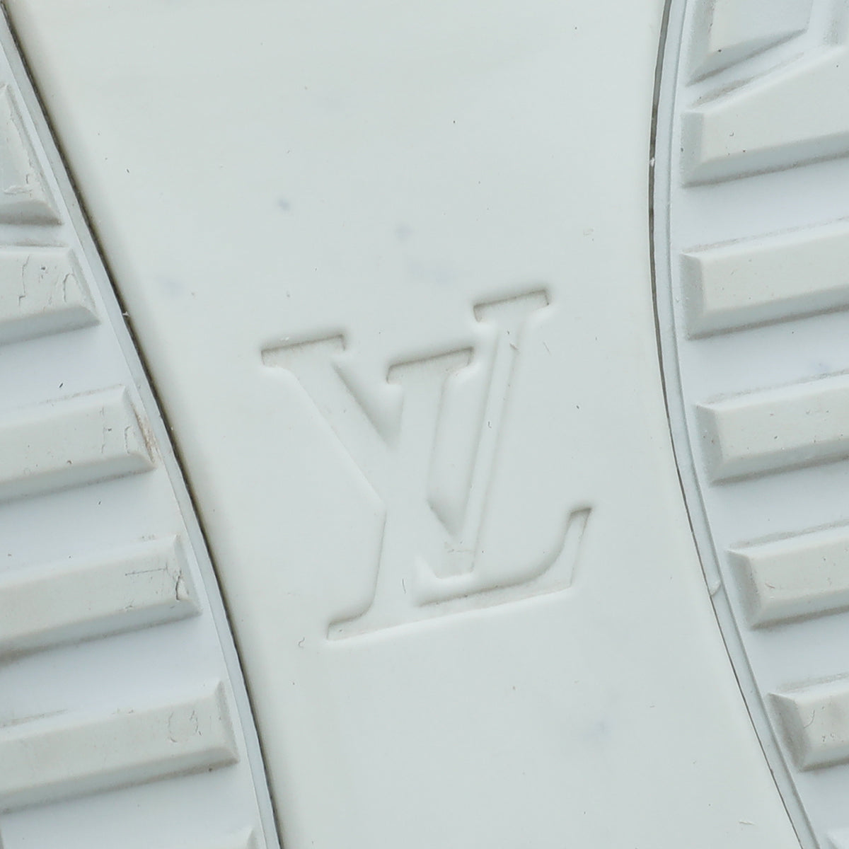 Louis Vuitton Run Away Sneaker SS19