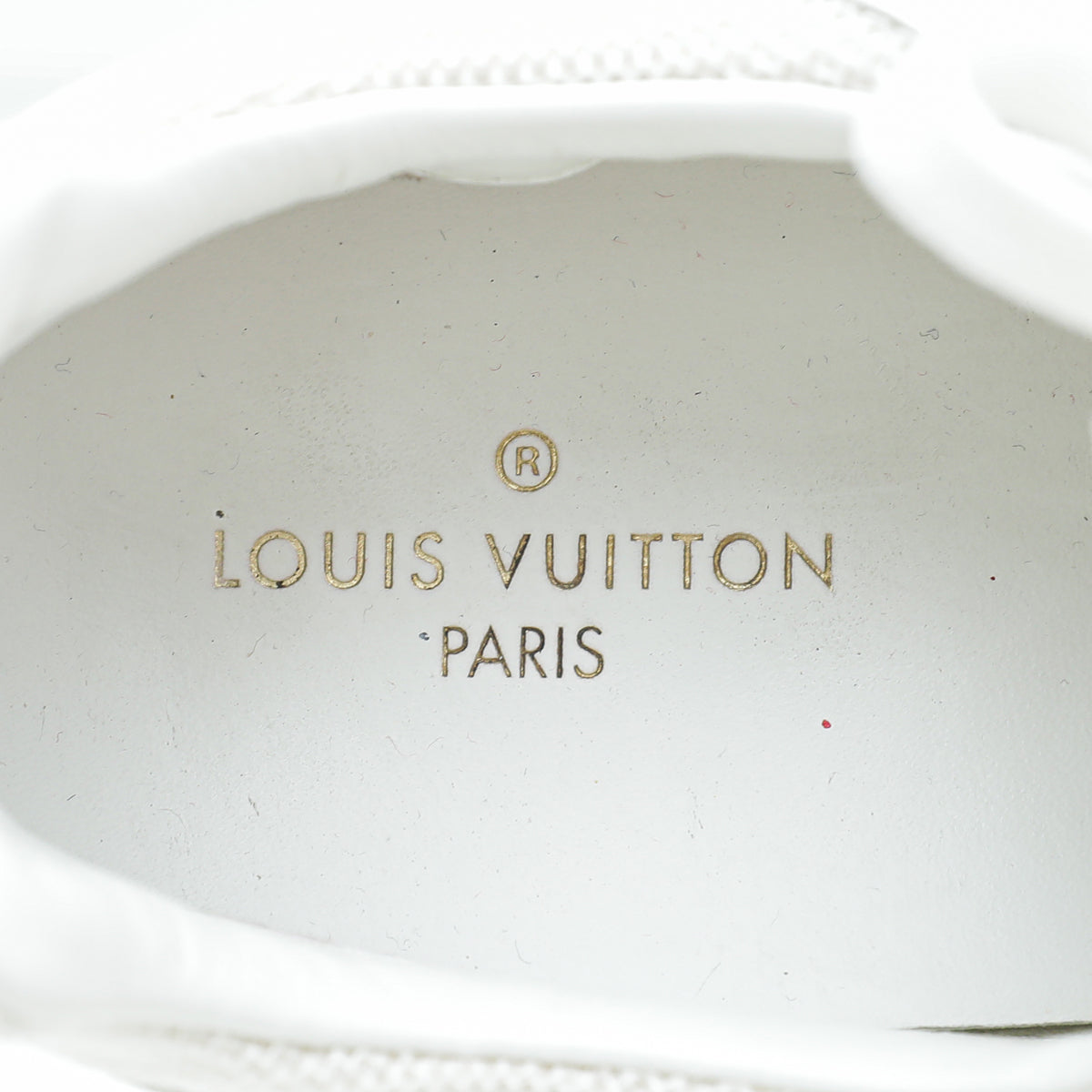 Louis Vuitton White Run Away Sneaker 37.5