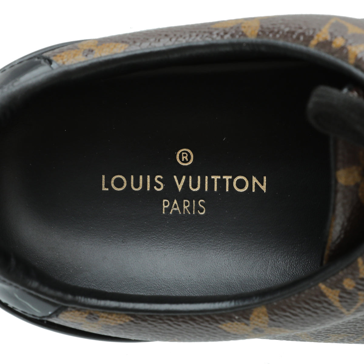 Tênis Louis Vuitton Monogram Sneakers Preto e Dourado 38