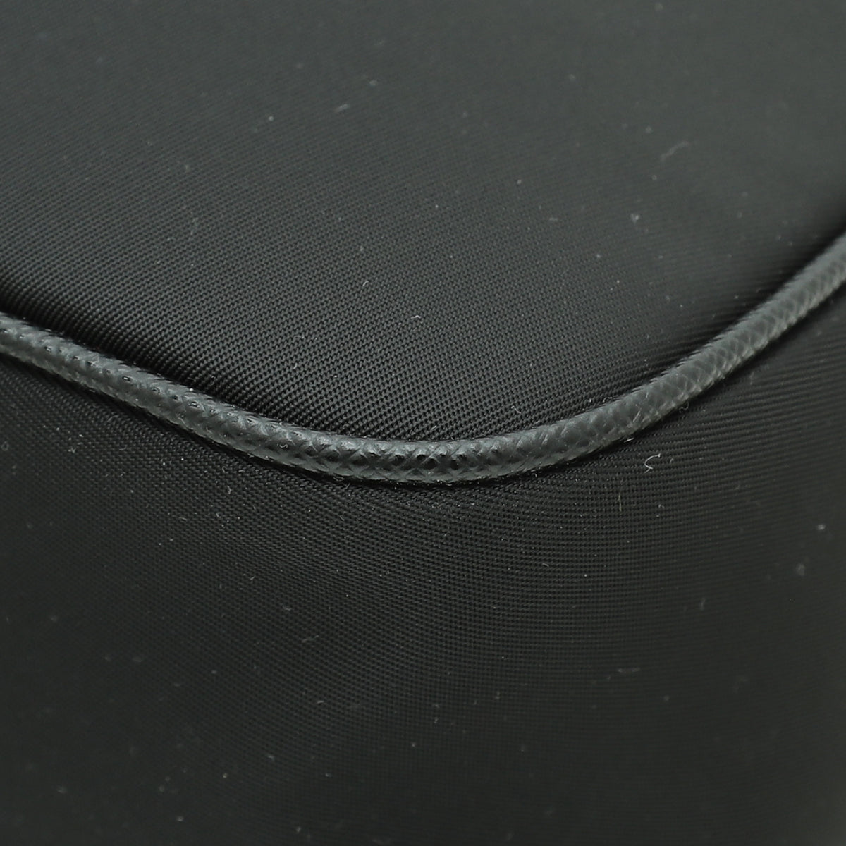 Prada re-edition bag 2005 black nylon ref.229472 - Joli Closet