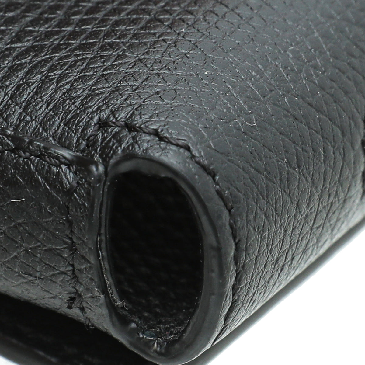 Valentino Black VLOGO Airpods Case – THE CLOSET