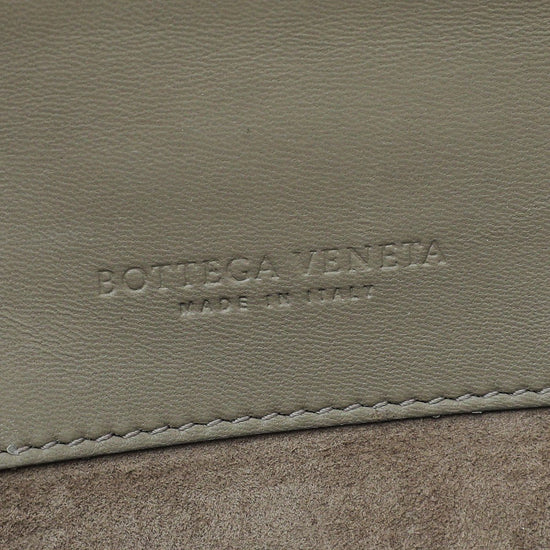 Bottega Veneta - Bottega Veneta Bicolor Mist Intrecciato Club Stitch Olimpia Knot Clutch | The Closet