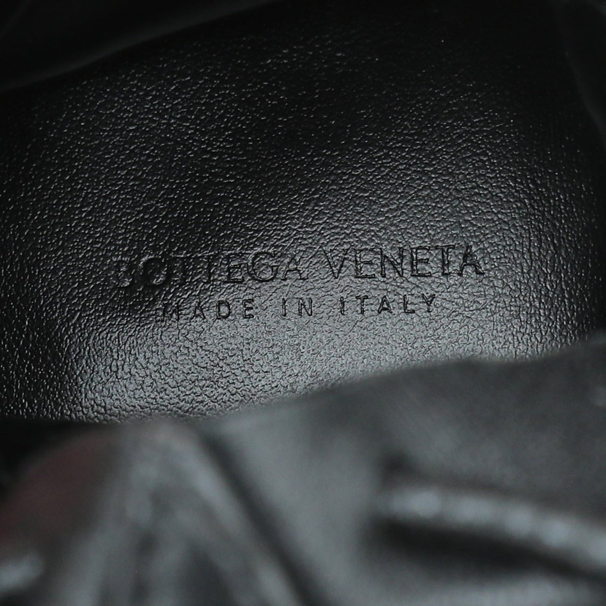 Bottega Veneta - Bottega Veneta Black Intrecciato The Mini Knot Bucket Mini Bag | The Closet