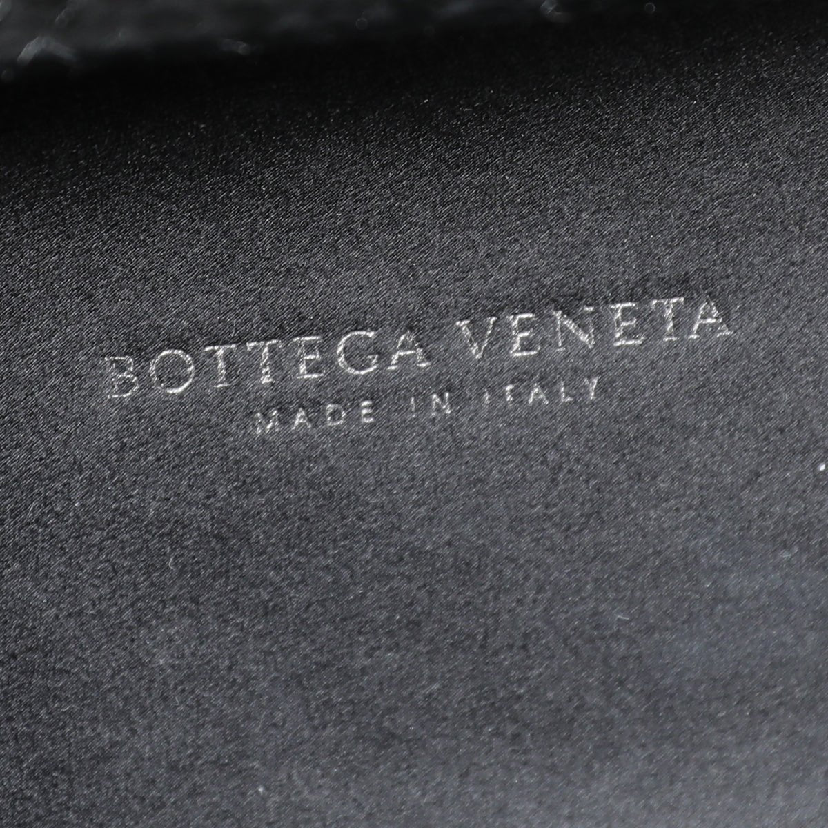 Bottega Veneta Black Intrecciato Fabric Stretch Knot Clutch Bottega Veneta  | The Luxury Closet