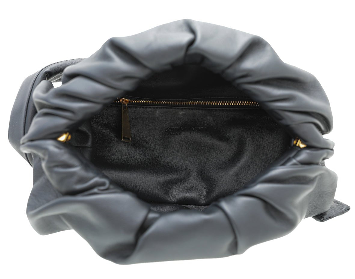 Bottega Veneta Black The Body Pouch Bag – THE CLOSET