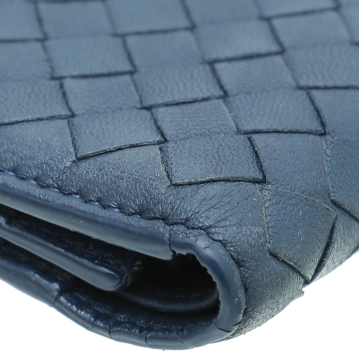 Bottega Veneta - Bottega Veneta Blue Intrecciato Trifold Wallet | The Closet