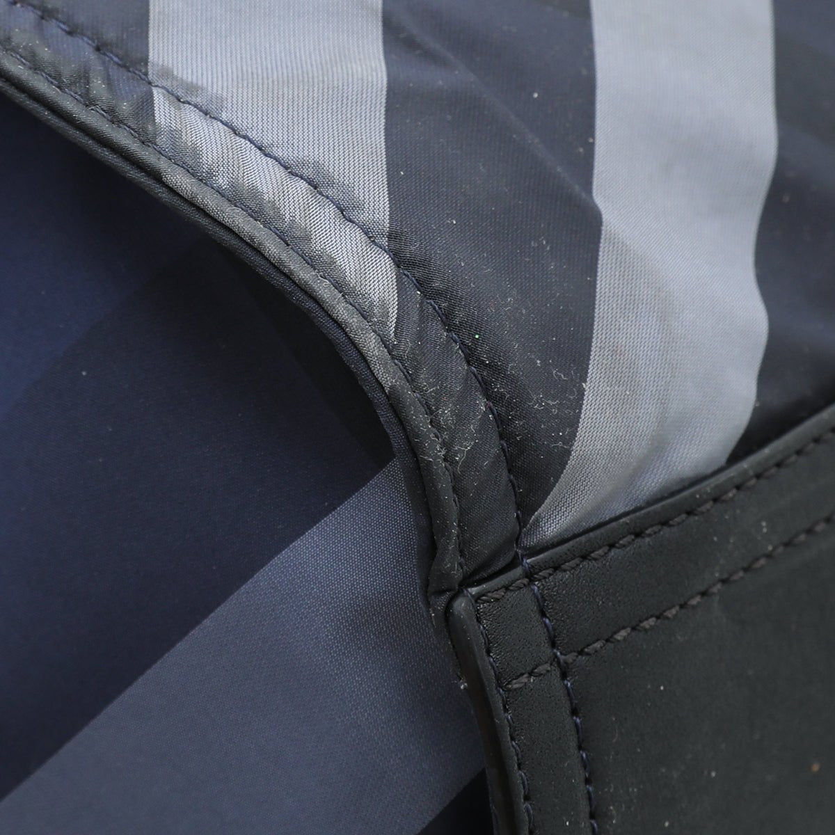 Burberry Bicolor Nova Check Buckleigh Packable Tote Bag-Burberry-THE CLOSET