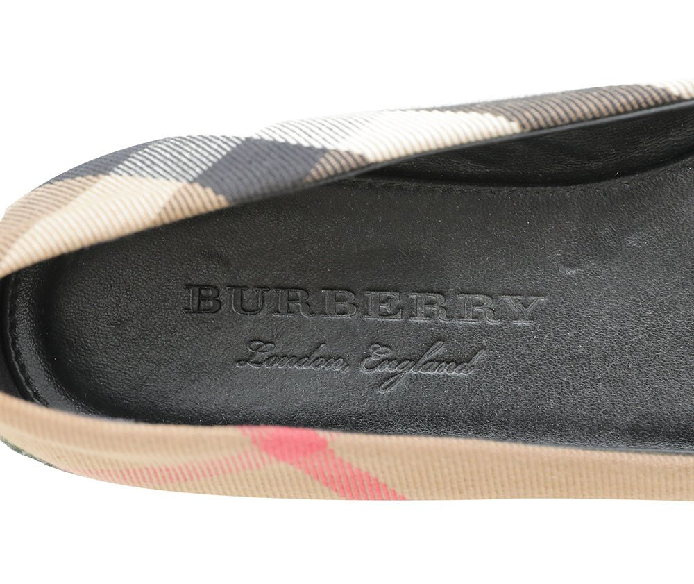 Burberry - Burberry Black Novacheck Avonwick Studs Ballerina 36 | The Closet
