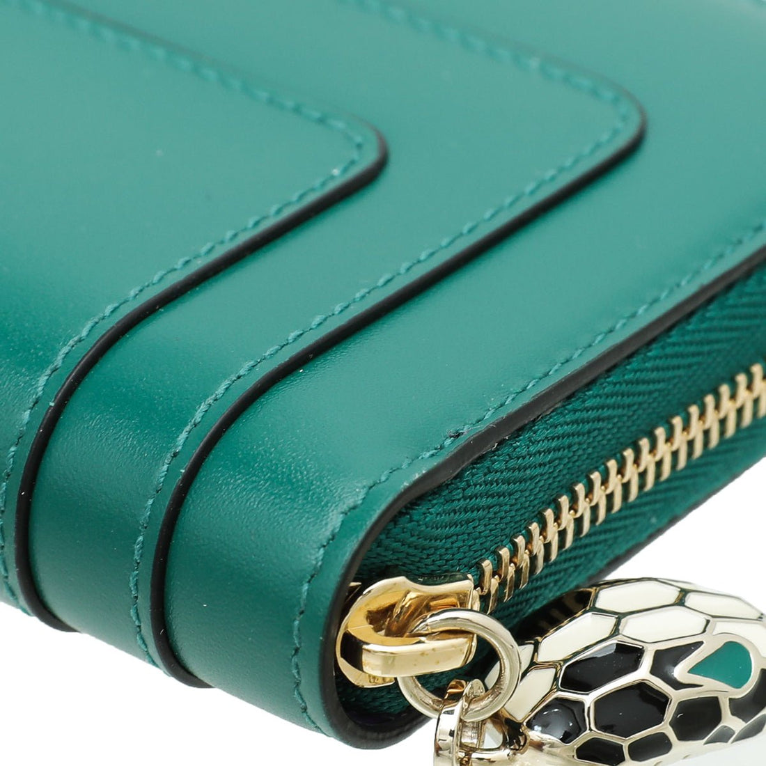 Bvlgari Emerald Green Serpenti Forever Mini Zipped Wallet – THE CLOSET